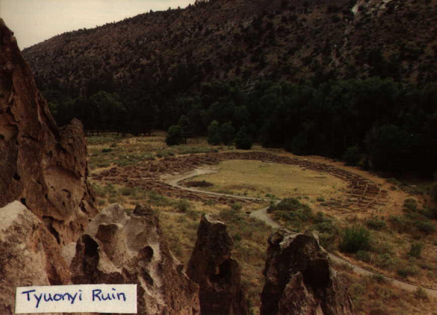 Tyuoni Ruin, Bandelier N.M.